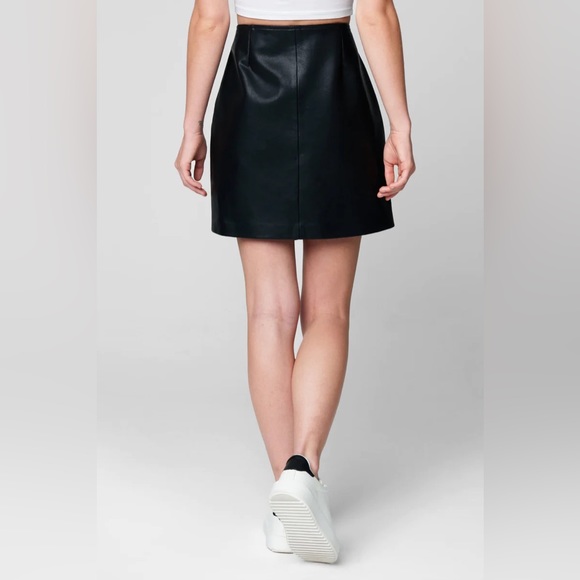 NWT! BLANK NYC Opening Act Faux Leather Wrap Mini Skirt - Picture 3 of 4